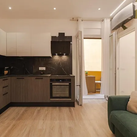 Crystal House Триест