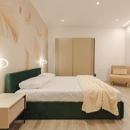 Crystal House Триест