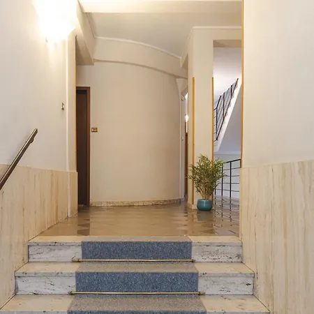 Апартаменты Crystal House